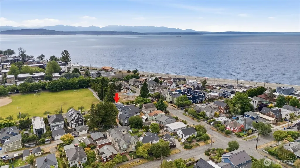 2710 58th Avenue SW Seattle WA 98116