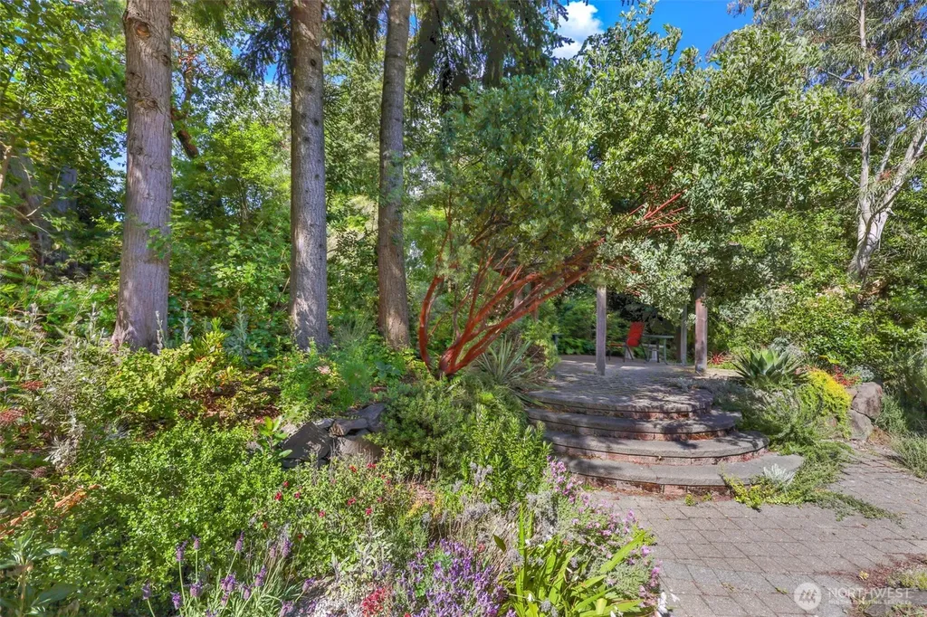 4010 SW 106th Street Seattle WA 98146