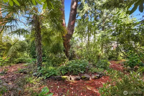 4010 SW 106th Street Seattle WA 98146