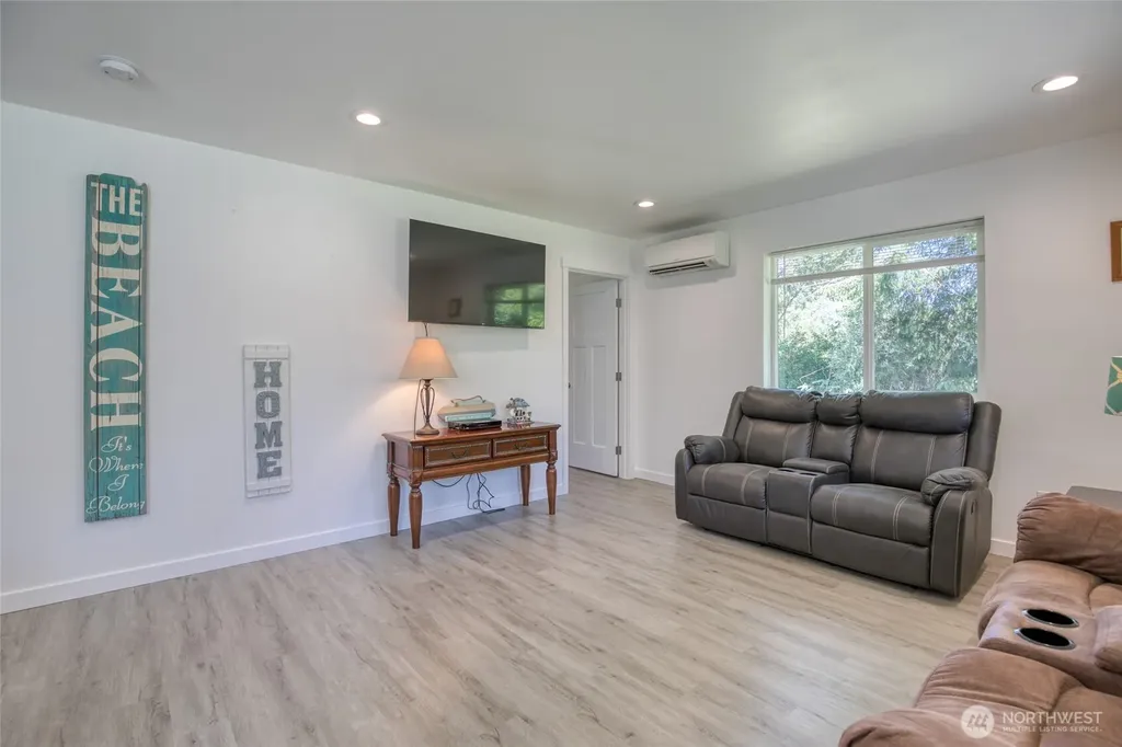 101 Auriga Avenue SW Ocean Shores WA 98569