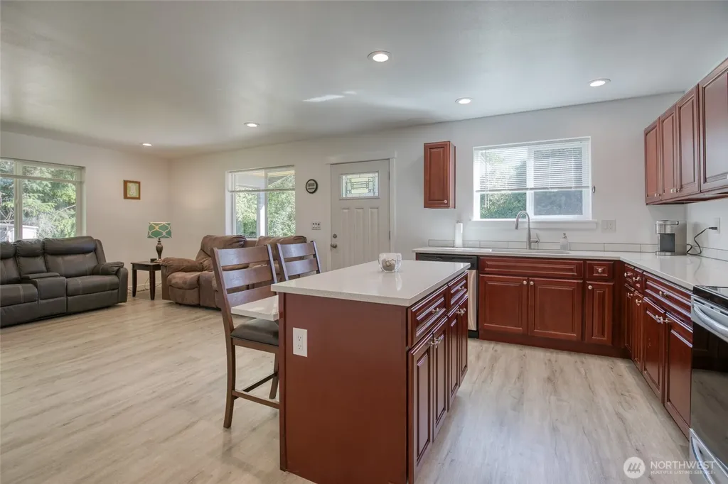 101 Auriga Avenue SW Ocean Shores WA 98569