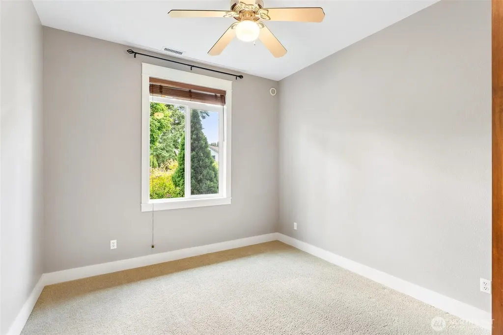 21808 114th Street E Bonney Lake WA 98391