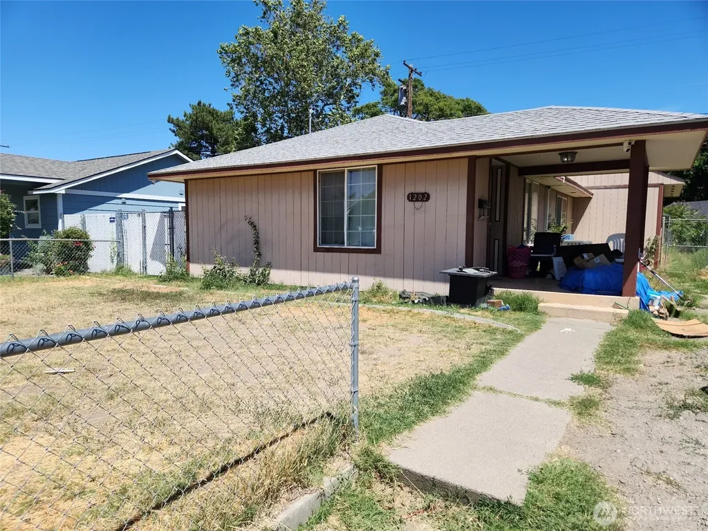 1202 Willard Avenue Richland WA 99354