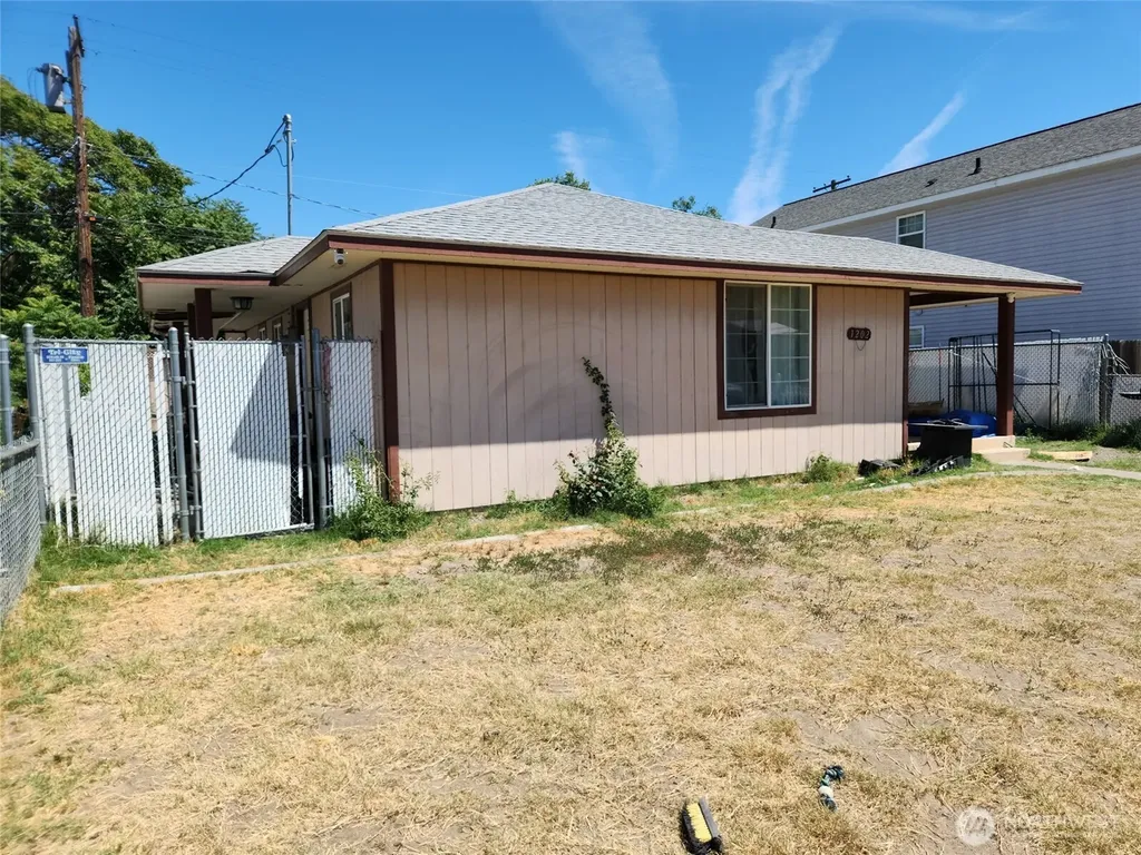 1202 Willard Avenue Richland WA 99354