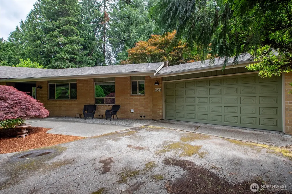 4642 Claridge Drive SE Olympia WA 98501