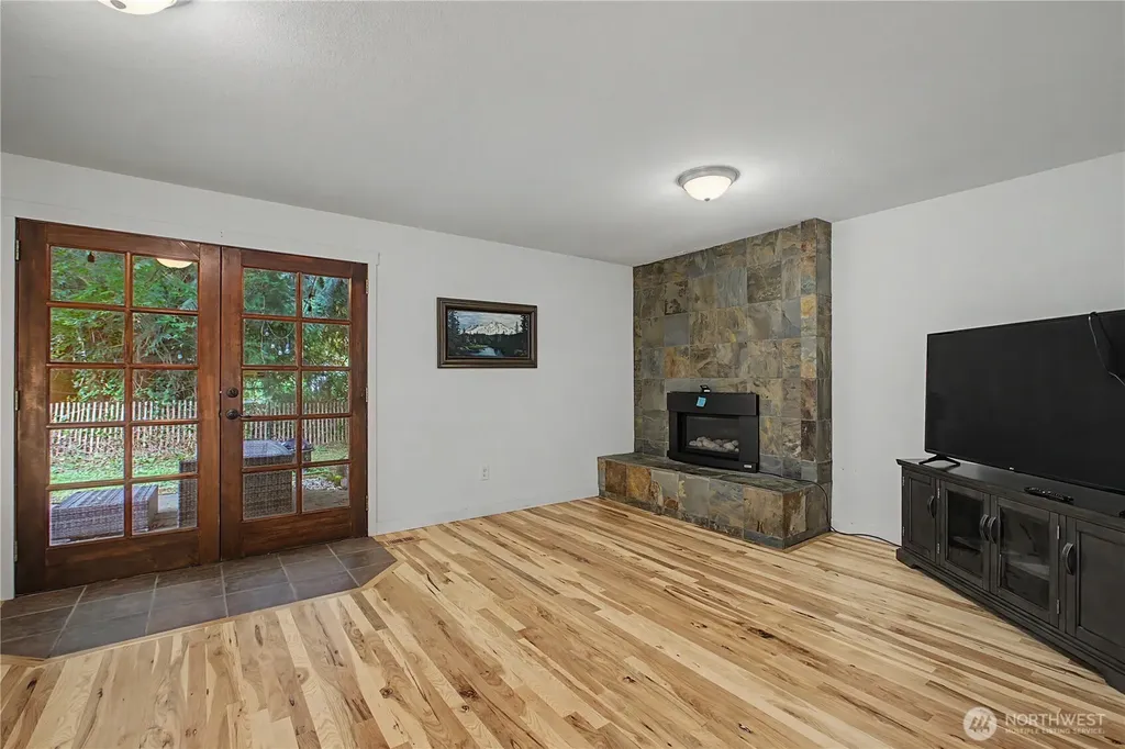 4642 Claridge Drive SE Olympia WA 98501