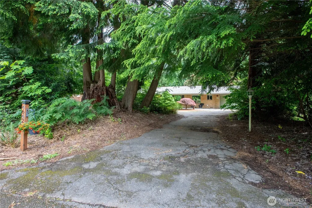 4642 Claridge Drive SE Olympia WA 98501