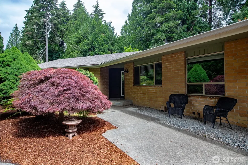 4642 Claridge Drive SE Olympia WA 98501