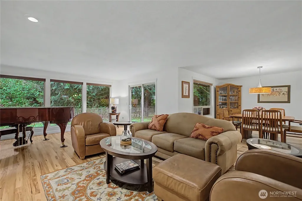 4642 Claridge Drive SE Olympia WA 98501