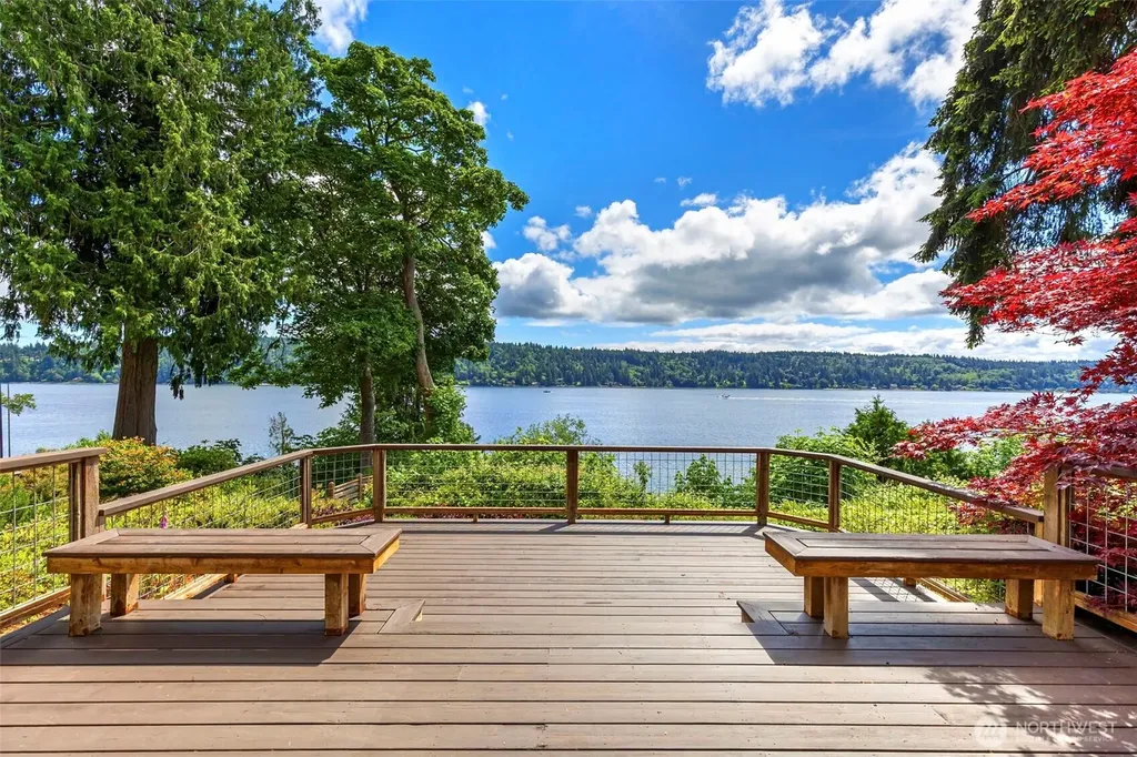 6222 Illahee Road NE Bremerton WA 98311