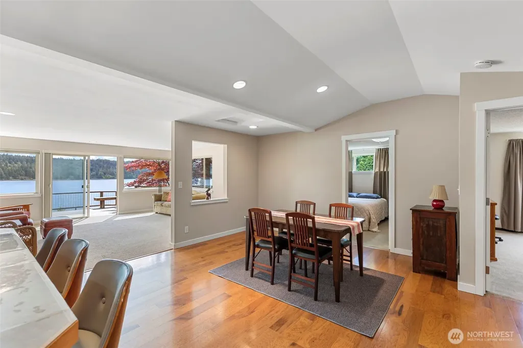 6222 Illahee Road NE Bremerton WA 98311