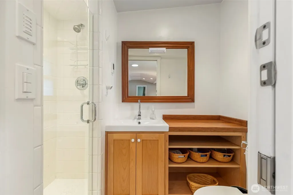 6222 Illahee Road NE Bremerton WA 98311