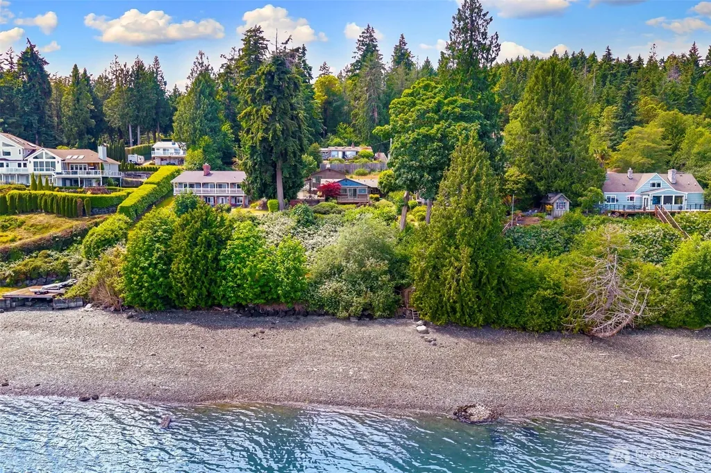 6222 Illahee Road NE Bremerton WA 98311
