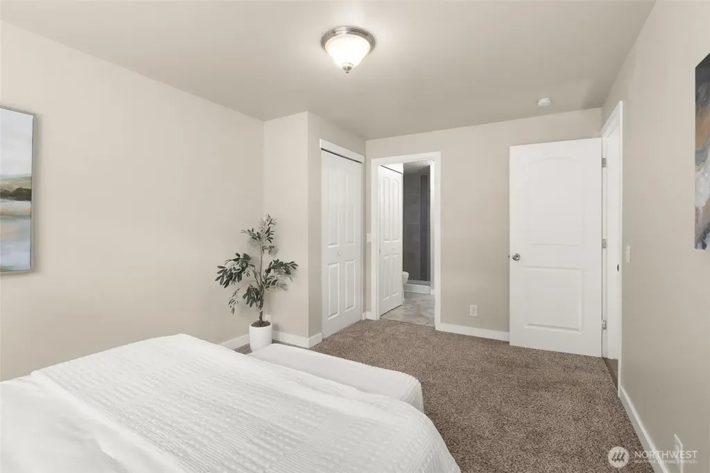 28802 39th Avenue S Auburn WA 98001