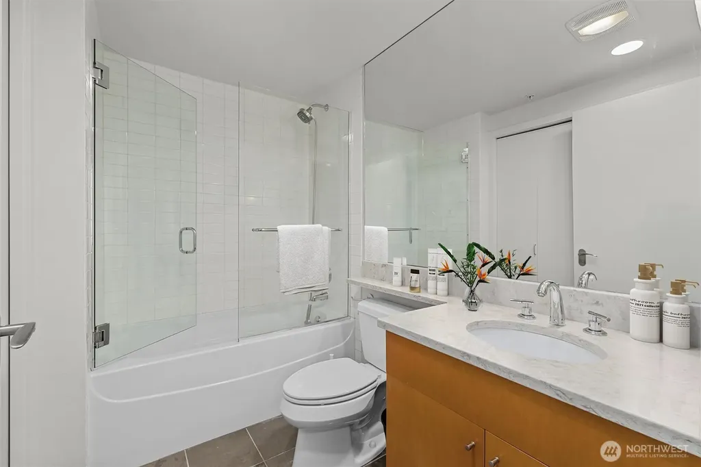 1188 106th Avenue NE Bellevue WA 98004