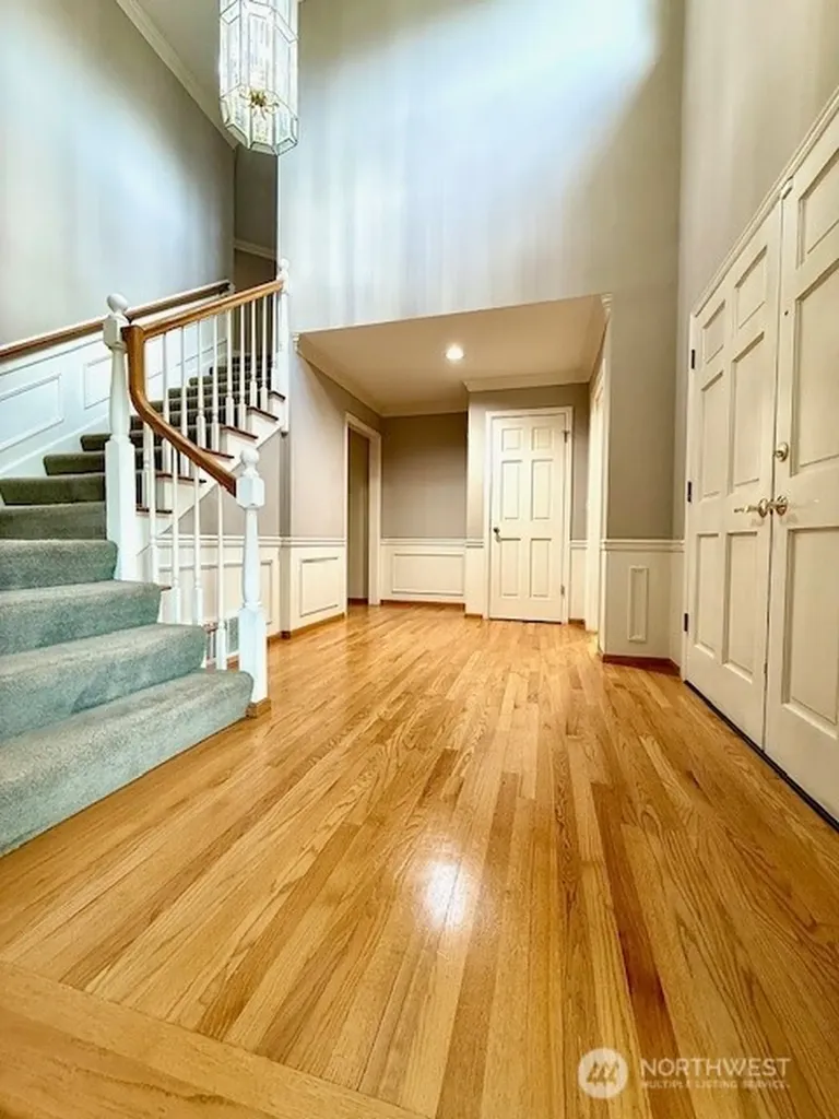 22623 SE 47th Court Sammamish WA 98075