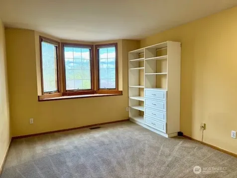 22623 SE 47th Court Sammamish WA 98075