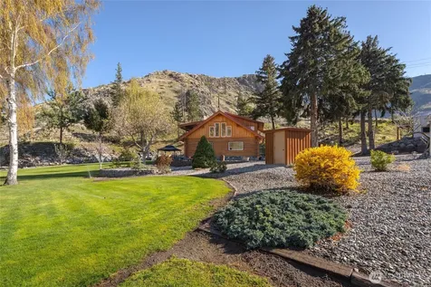 540 Highway 153 Pateros WA 98846