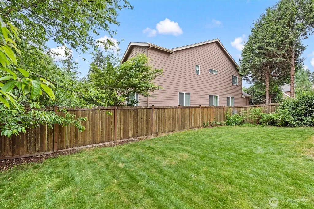 11818 179th Place NE Redmond WA 98052