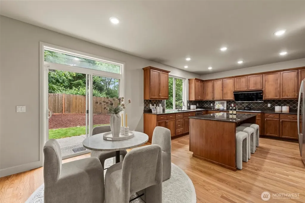 11818 179th Place NE Redmond WA 98052