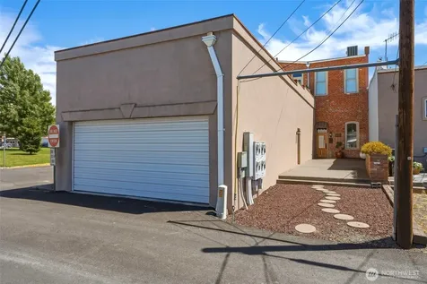 311 E Main Street Dayton WA 99328