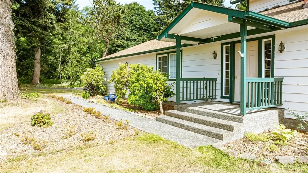 987 Terry Road Coupeville WA 98239