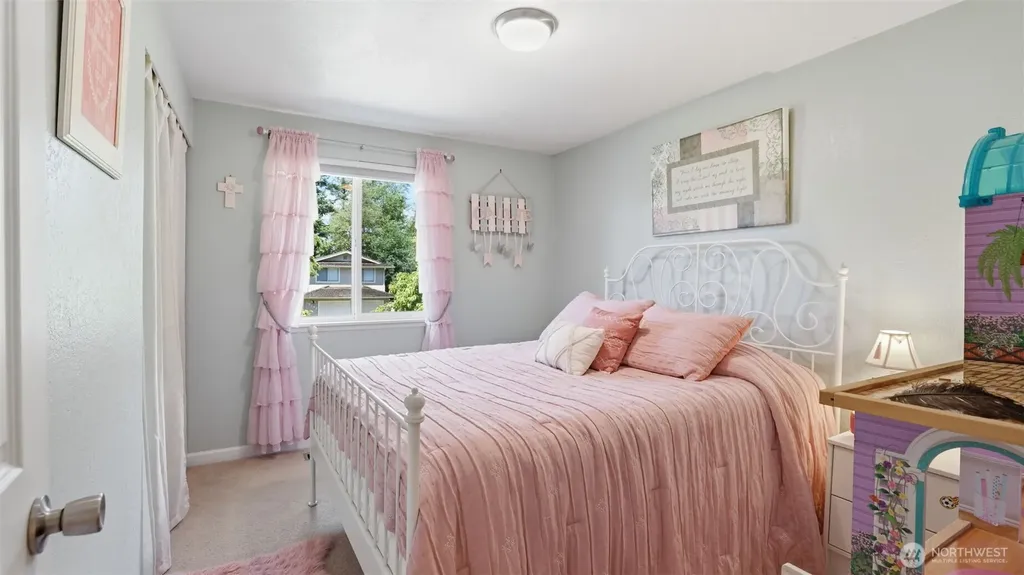 17333 160th Avenue SE Renton WA 98058