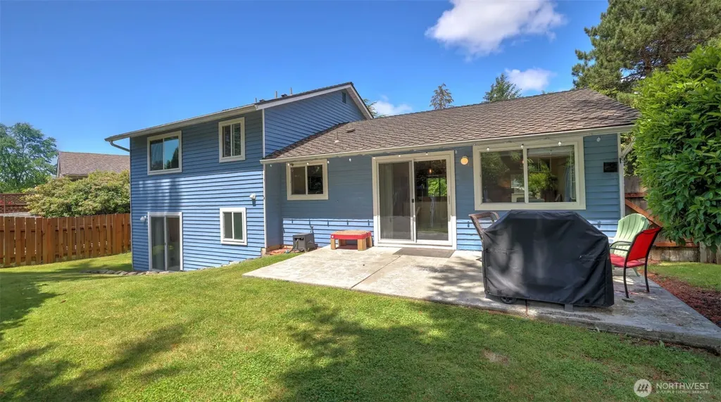 17333 160th Avenue SE Renton WA 98058