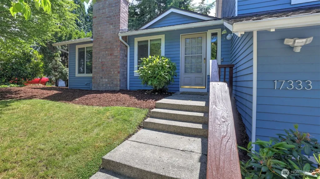 17333 160th Avenue SE Renton WA 98058