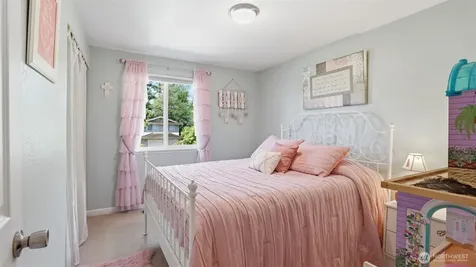 17333 160th Avenue SE Renton WA 98058