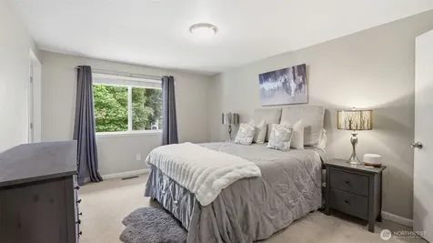 17333 160th Avenue SE Renton WA 98058