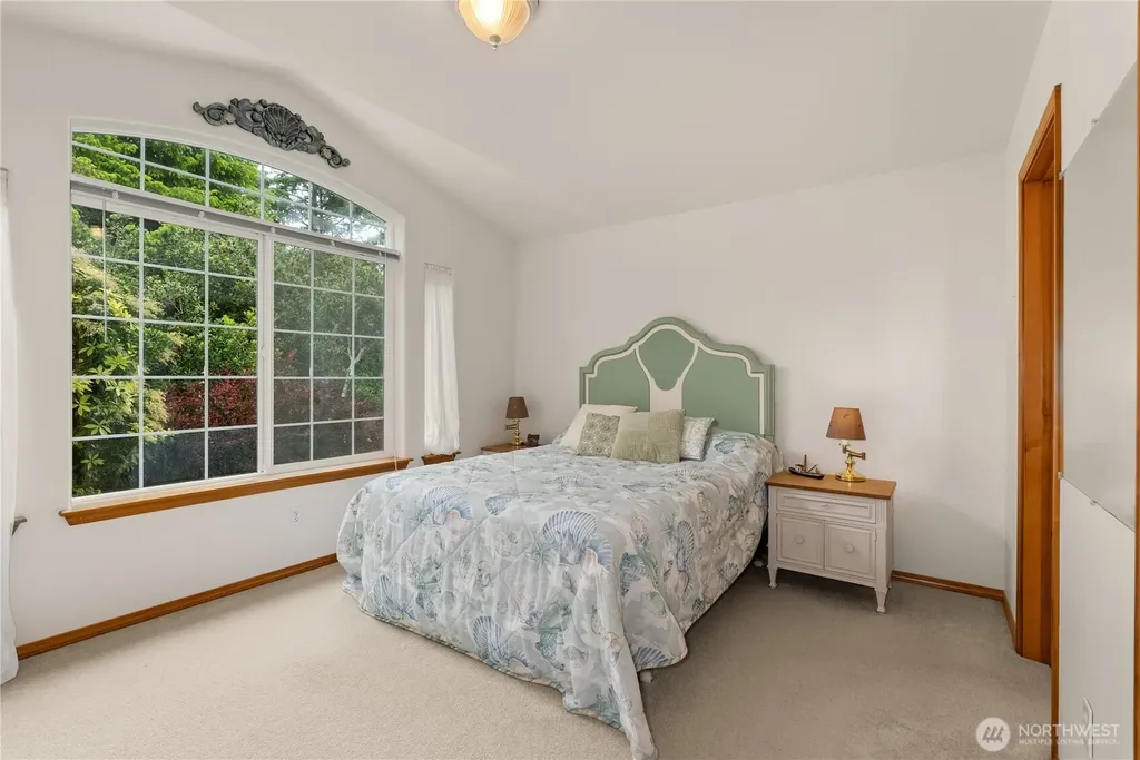 457 Dolphin Avenue NE Ocean Shores WA 98569