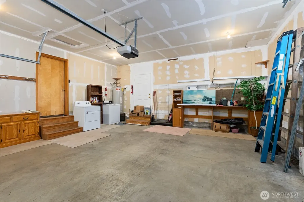 457 Dolphin Avenue NE Ocean Shores WA 98569