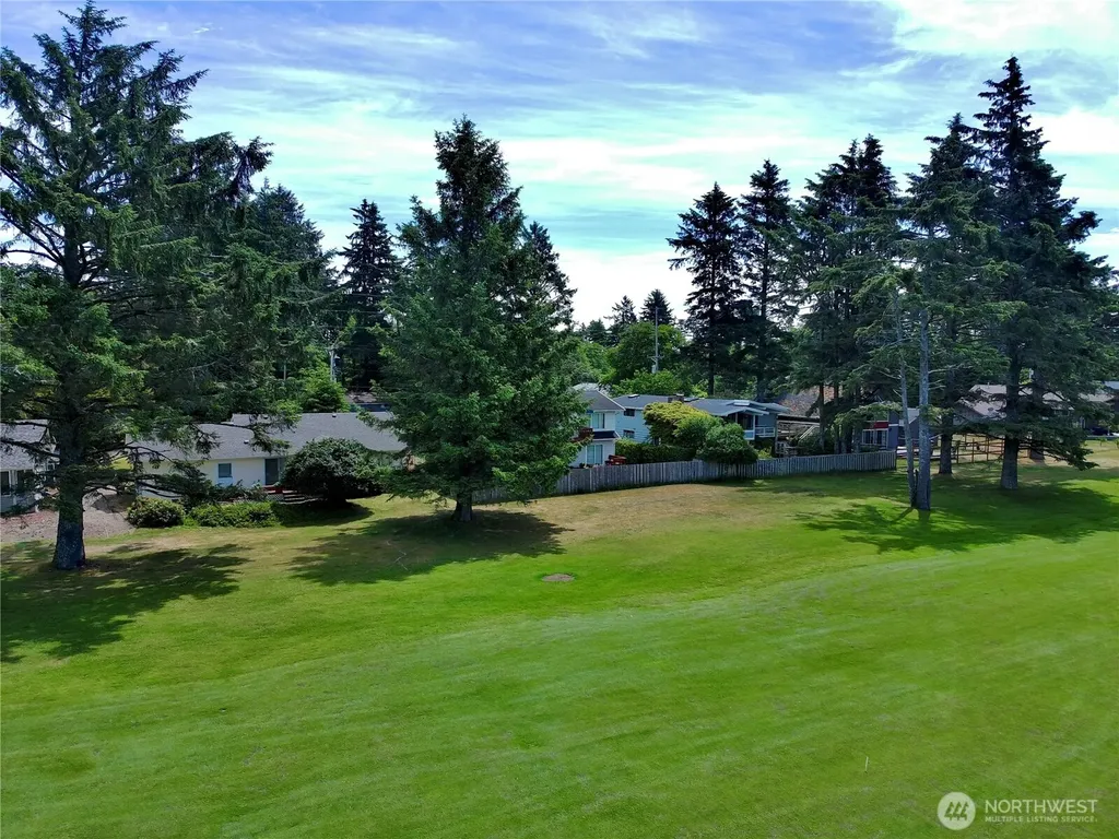 457 Dolphin Avenue NE Ocean Shores WA 98569