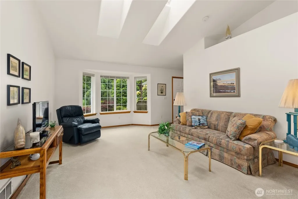 457 Dolphin Avenue NE Ocean Shores WA 98569