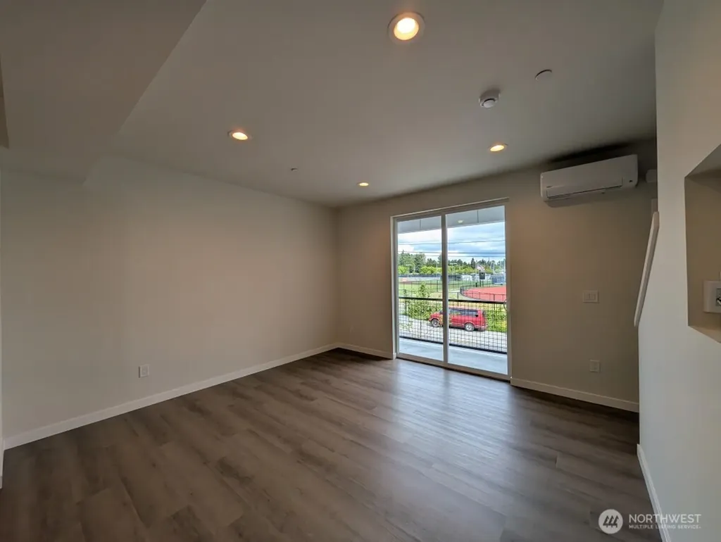 222 124th Street SW Everett WA 98204