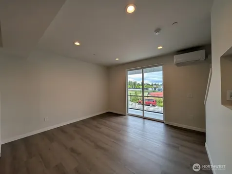 222 124th Street SW Everett WA 98204
