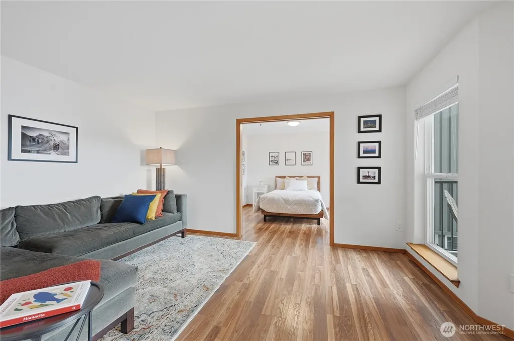 4020 Aurora Avenue N Seattle WA 98103