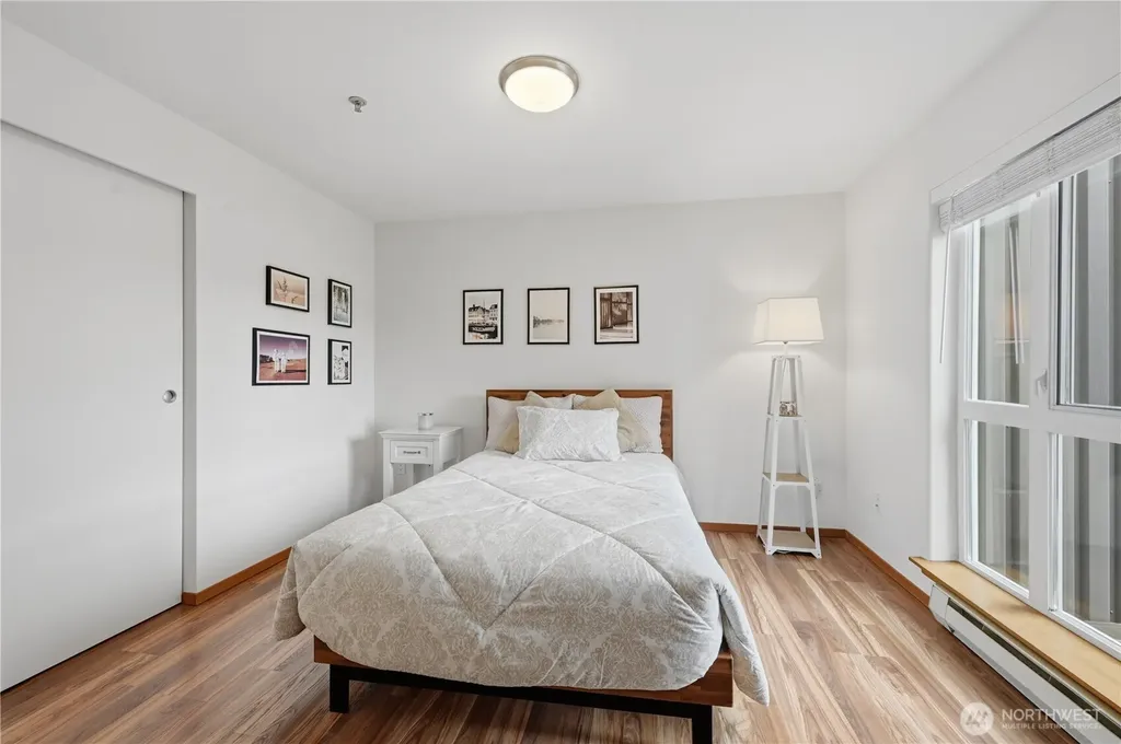 4020 Aurora Avenue N Seattle WA 98103