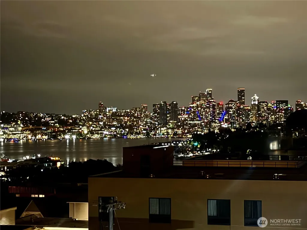 4020 Aurora Avenue N Seattle WA 98103