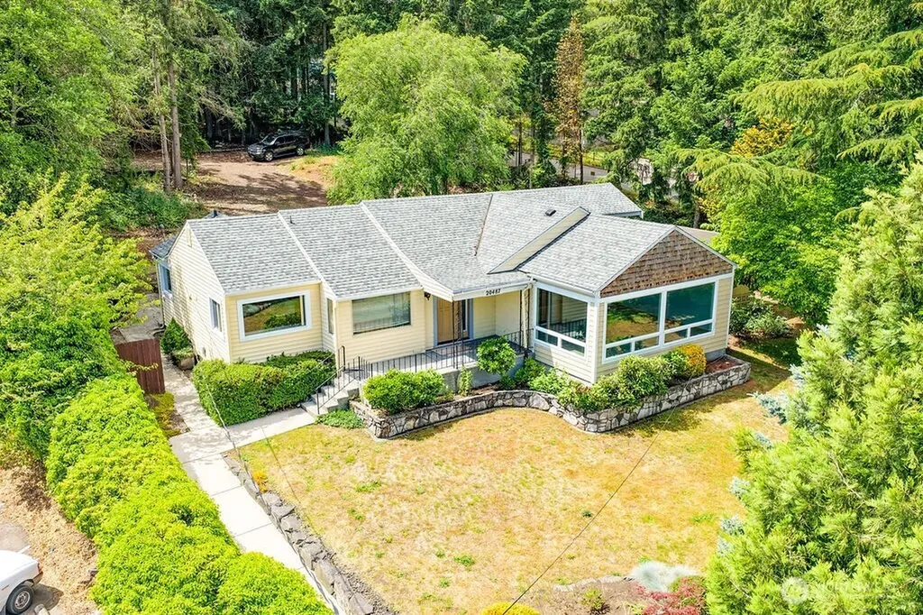 20487 Viking Avenue NW Poulsbo WA 98370