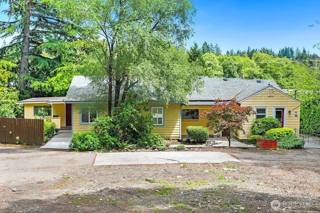 20487 Viking Avenue NW Poulsbo WA 98370