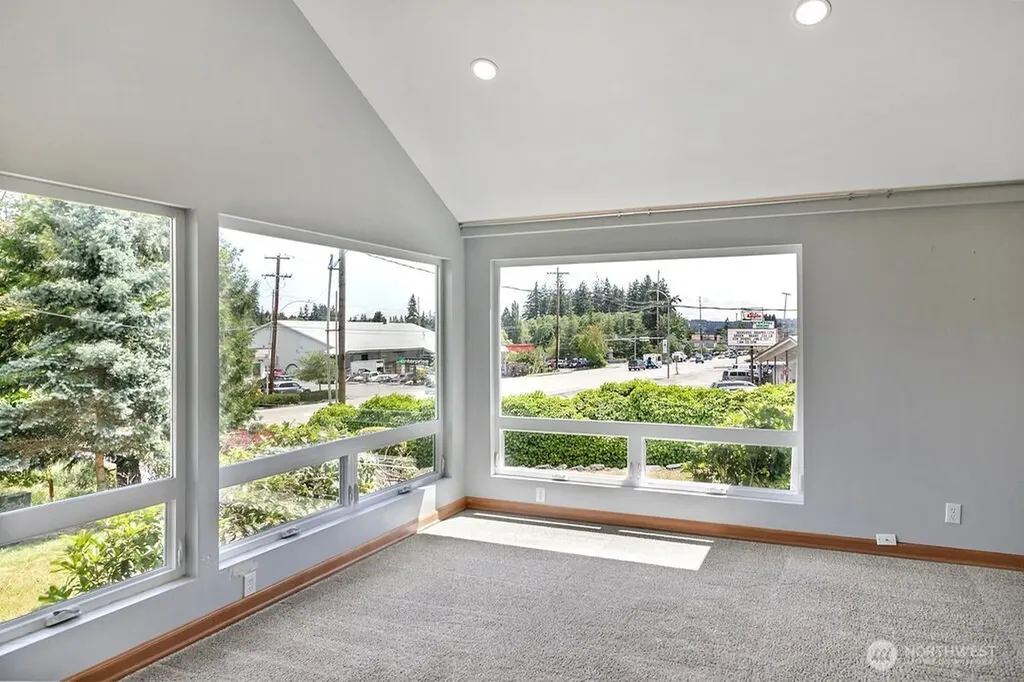 20487 Viking Avenue NW Poulsbo WA 98370