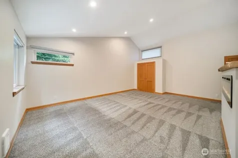 20487 Viking Avenue NW Poulsbo WA 98370