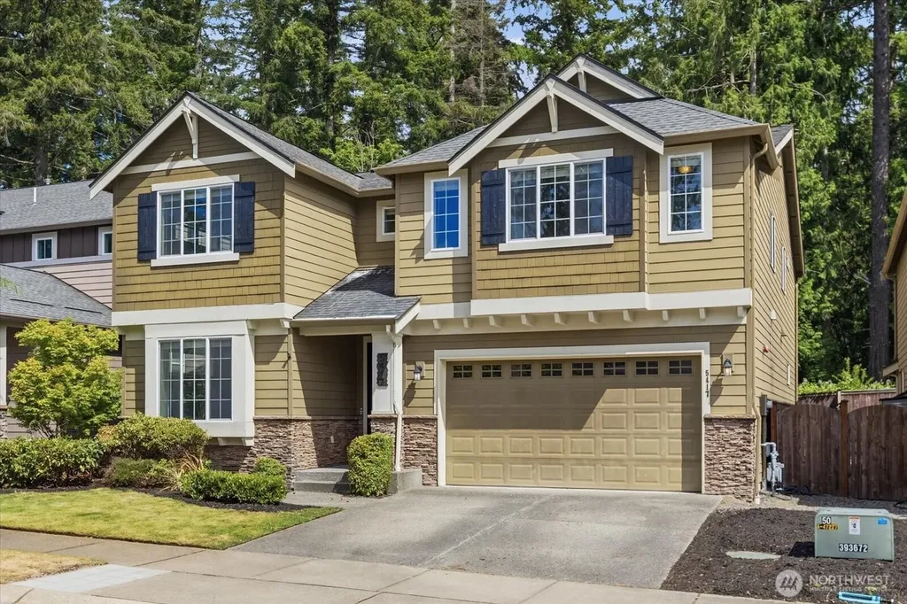 5417 165th Place SW Lynnwood WA 98037