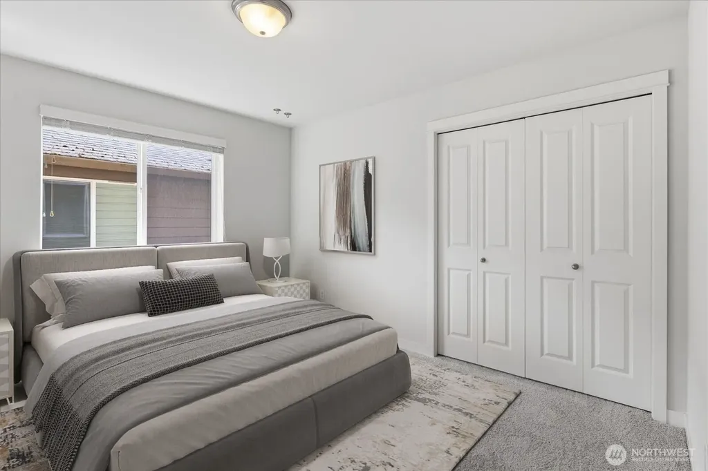 5417 165th Place SW Lynnwood WA 98037
