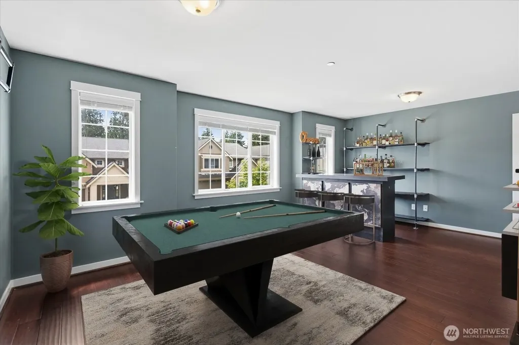 5417 165th Place SW Lynnwood WA 98037