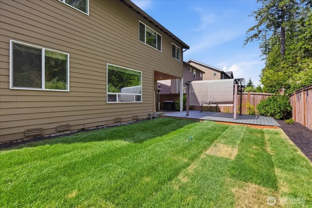 5417 165th Place SW Lynnwood WA 98037