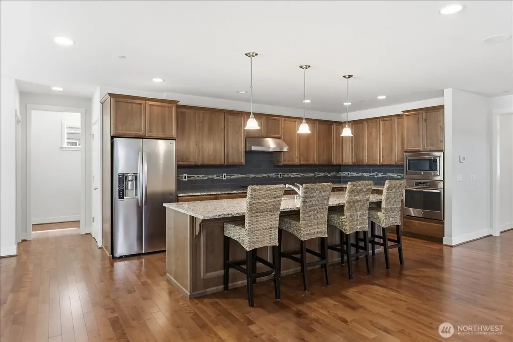 5417 165th Place SW Lynnwood WA 98037