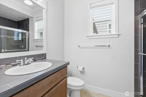 5417 165th Place SW Lynnwood WA 98037